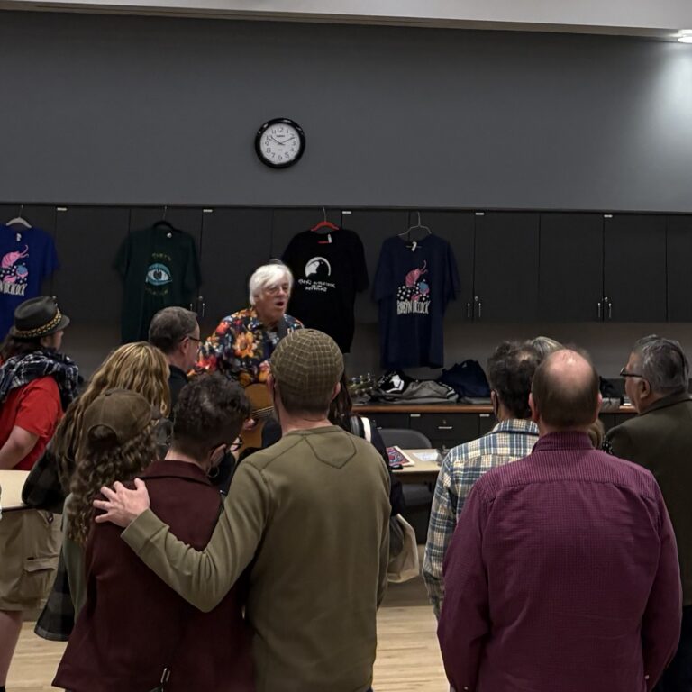 Robyn Hitchcock in at the South Broadway Cultural Center